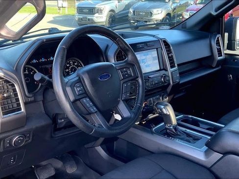 Used 2016 Ford F150 XLT w/ Equipment Group 302A Luxury image 17