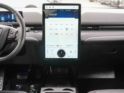 Used 2025 Ford Mustang Mach-E Premium image 13