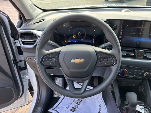 New 2026 Chevrolet TrailBlazer LT image 16