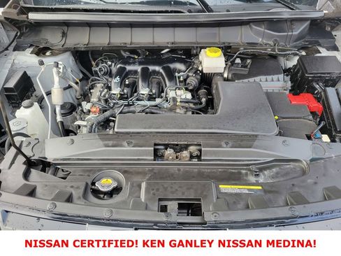 Certified 2025 Nissan Pathfinder SV image 23