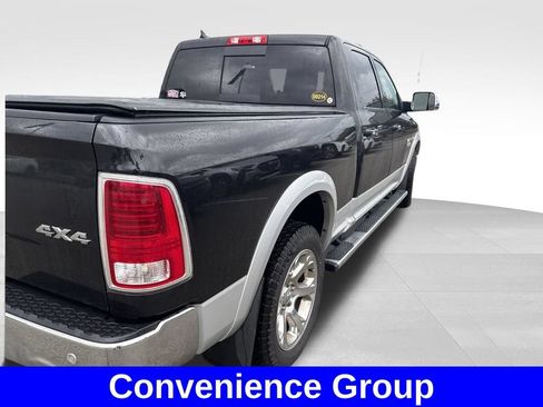 Used 2017 RAM 1500 Laramie w/ Convenience Group AWD/4WD image 7