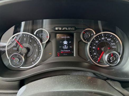 Used 2025 RAM 2500 Big Horn image 12