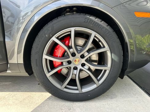 Certified 2026 Porsche Cayenne S AWD/4WD image 46