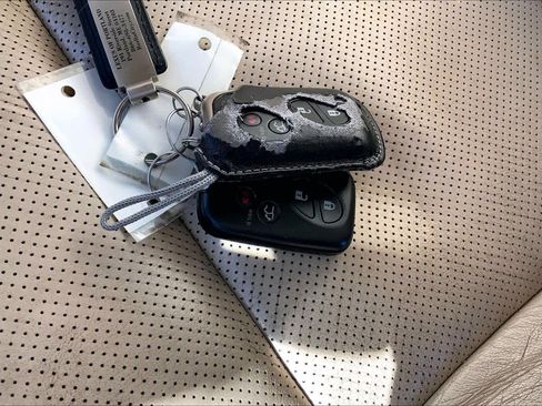 Used 2015 Lexus RX 450h AWD image 14