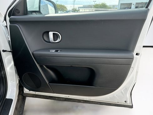 Used 2024 Hyundai Ioniq 5 SEL image 33