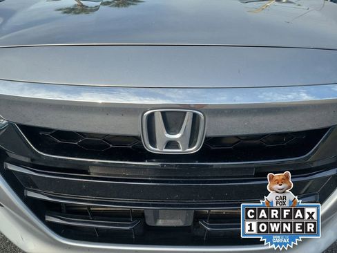 Used 2020 Honda Accord EX image 7