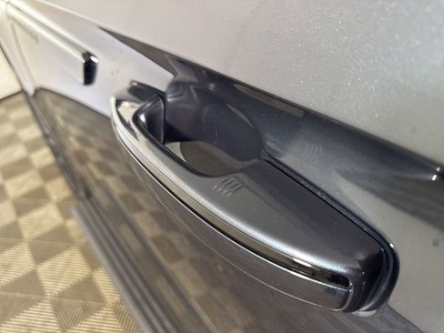 New 2025 Lincoln Navigator L Reserve w/ Jet Appearance Package image 17