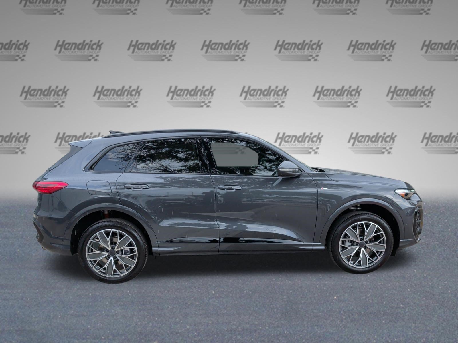 New 2026 Audi Q5 Premium Plus AWD/4WD image 10