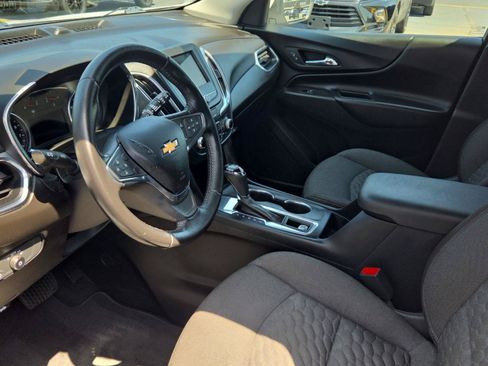 Used 2019 Chevrolet Equinox LT FWD image 8