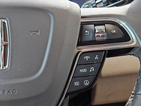 Used 2024 Lincoln Navigator Reserve AWD/4WD image 24
