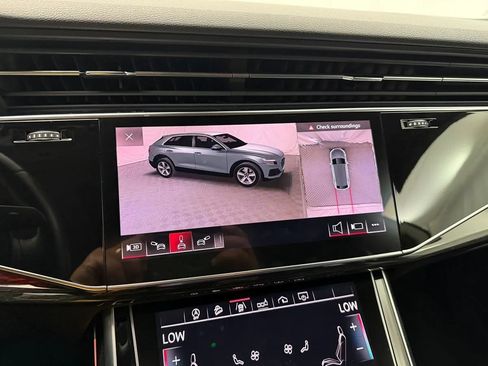 Used 2019 Audi Q8 Premium Plus AWD/4WD image 32