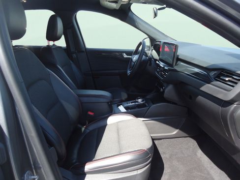 Used 2023 Ford Escape ST-Line w/ Tech Pack #1 AWD/4WD image 25