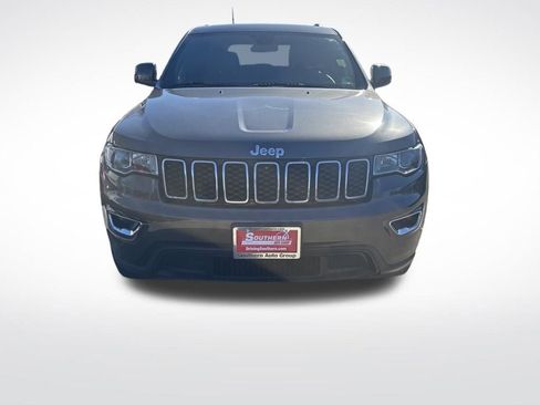 Used 2021 Jeep Grand Cherokee Laredo image 6