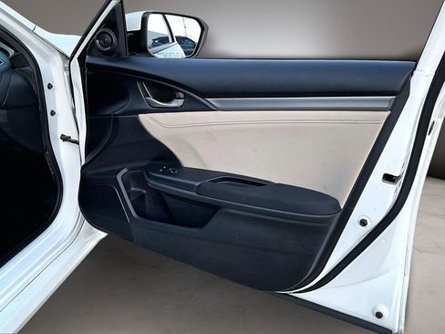 Used 2019 Honda Civic EX image 27