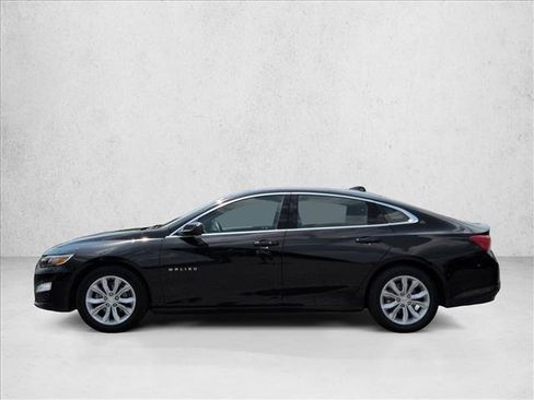Used 2023 Chevrolet Malibu LT w/ Driver Confidence Package FWD image 9