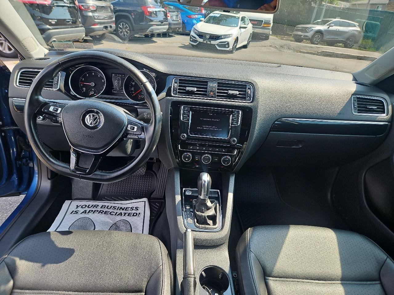 Used 2017 Volkswagen Jetta SEL FWD image 23