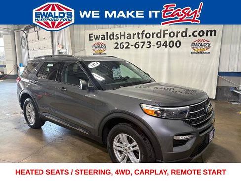 Certified 2024 Ford Explorer XLT w/ Equipment Group 202A AWD/4WD image 1