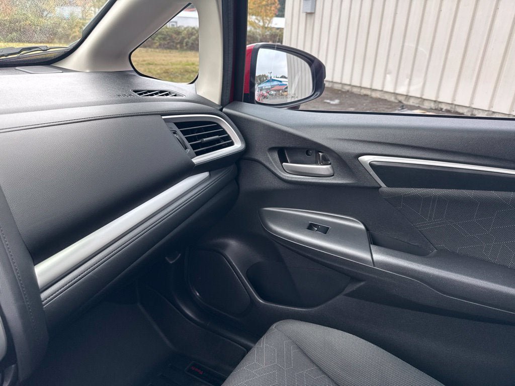 Used 2016 Honda Fit EX image 29