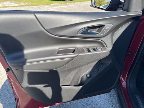 Used 2020 Chevrolet Equinox Premier image 10