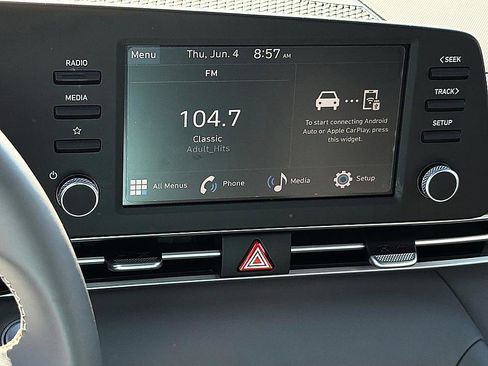 Certified 2025 Hyundai Elantra Sport FWD image 13