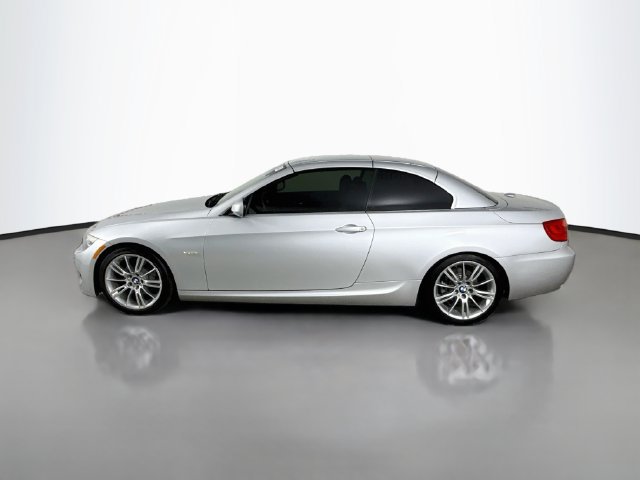Used 2011 BMW 328i Convertible RWD image 4