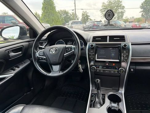 Used 2016 Toyota Camry XLE FWD image 8