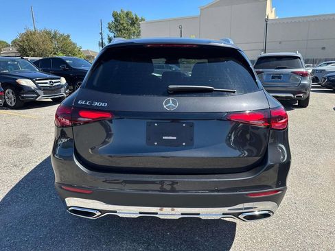 New 2026 Mercedes-Benz GLC 300 image 5