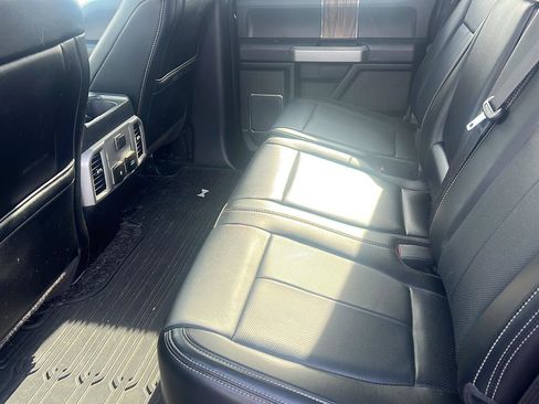 Used 2019 Ford F150 Lariat image 16