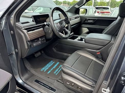 Used 2026 GMC Sierra EV Denali AWD/4WD image 10