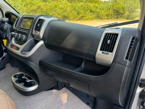 Used 2021 RAM ProMaster 1500 w/ Convenience Group FWD image 28