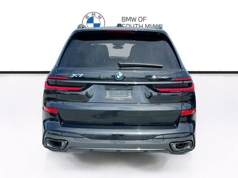 Certified 2025 BMW X7 xDrive40i w/ M Sport Package AWD/4WD image 6
