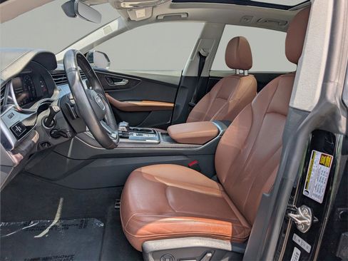 Used 2019 Audi Q8 Prestige w/ Cold Weather Package image 17
