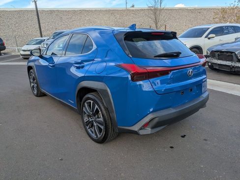 Used 2022 Lexus UX 250h image 8