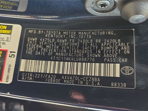 Used 2020 Toyota Camry LE FWD image 9