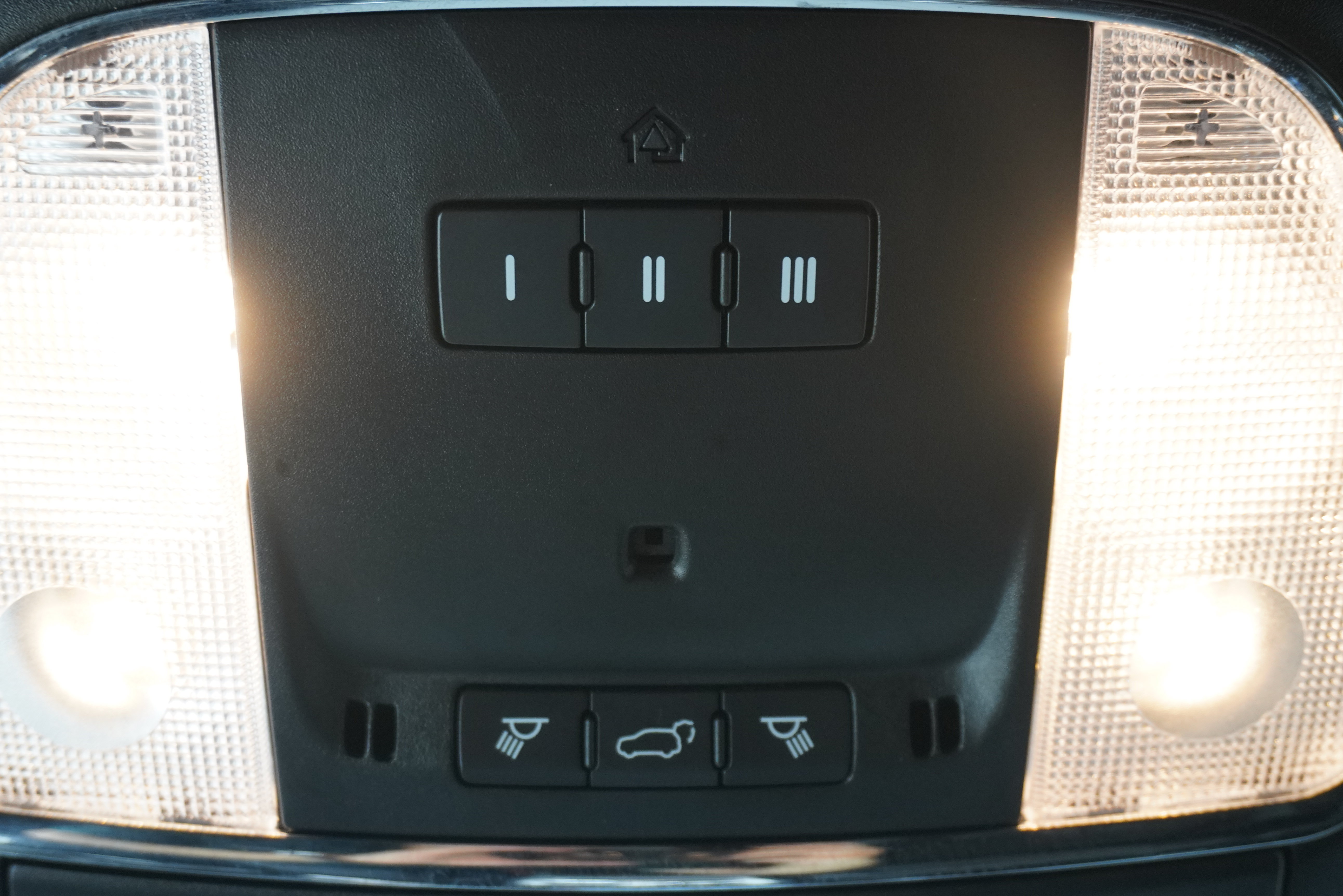 Used 2022 Jeep Grand Cherokee Laredo X RWD image 25