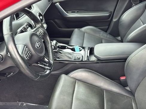 Used 2019 Kia Stinger image 27