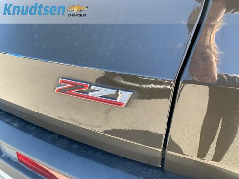 Used 2024 Chevrolet Traverse Z71 w/ Enhanced Driving Package AWD/4WD image 9