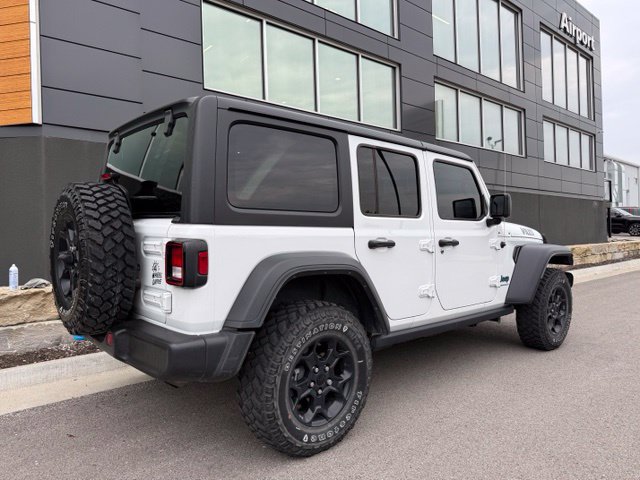 Used 2023 Jeep Wrangler Unlimited w/ Cold Weather Group AWD/4WD image 3