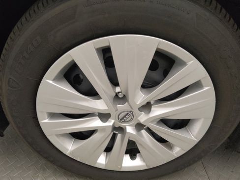 Used 2025 Nissan Sentra S FWD image 31