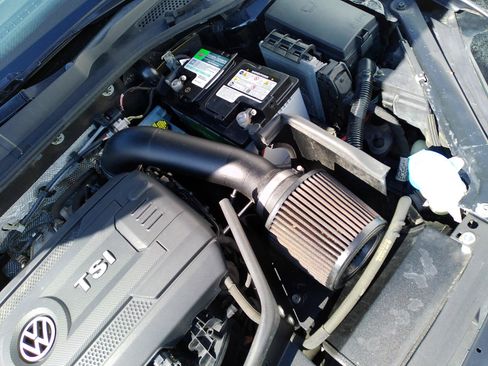 Used 2015 Volkswagen Golf 4-Door FWD image 45
