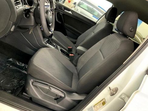 Used 2021 Volkswagen Tiguan S image 11