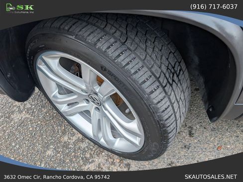 Used 2013 Volkswagen Tiguan SEL image 35