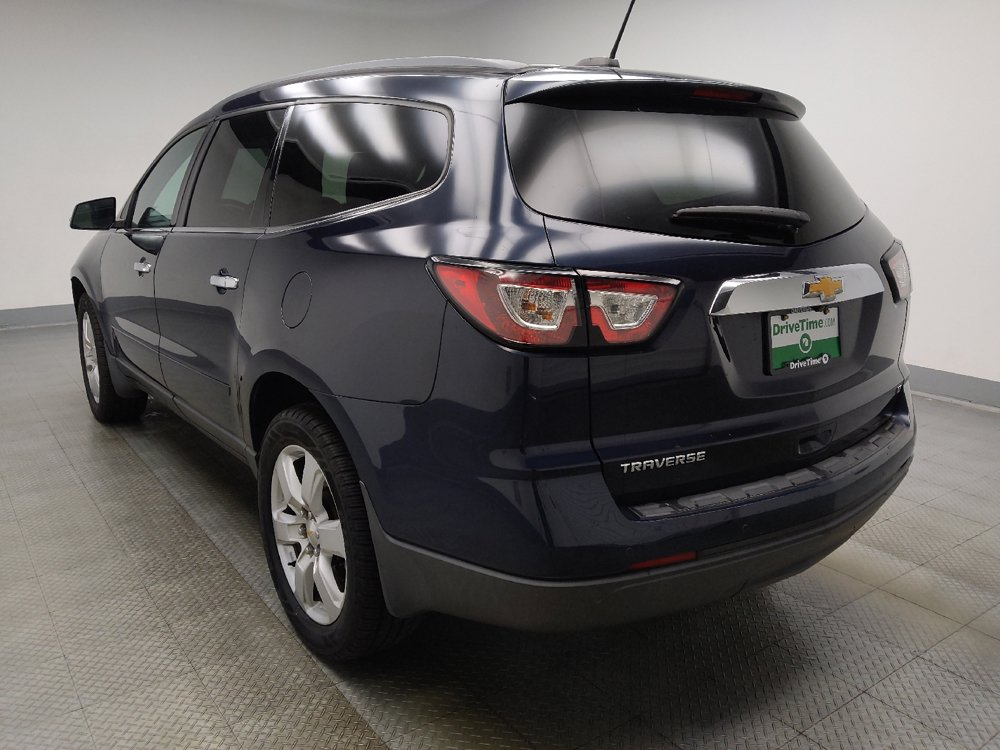Used 2017 Chevrolet Traverse LT w/ Style and Technology Package FWD image 5