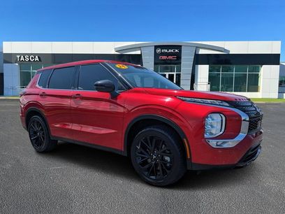 Used 2024 Mitsubishi Outlander SE