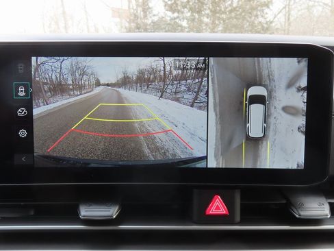 New 2026 Kia Carnival SX image 8