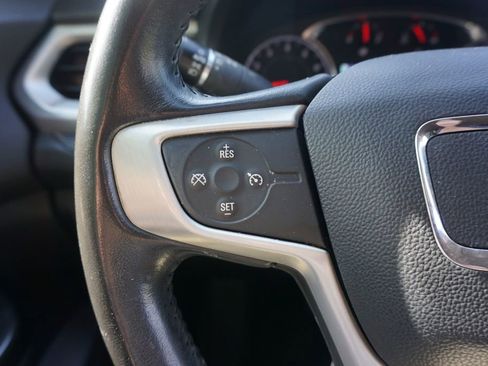 Used 2019 GMC Acadia SLT image 7