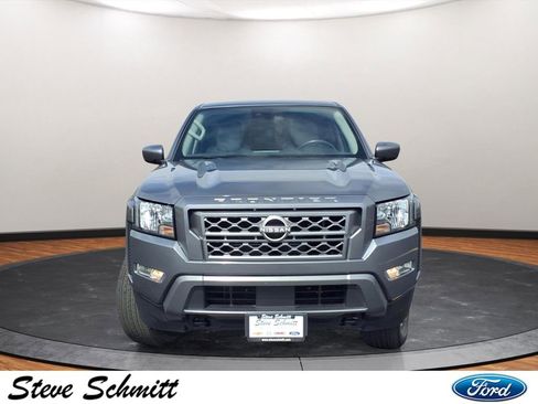 Used 2022 Nissan Frontier SV image 32