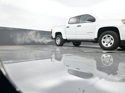 Used 2022 Chevrolet Colorado W/T image 9