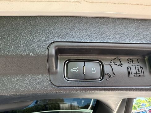 Used 2023 Ford Explorer XLT w/ Equipment Group 202A AWD/4WD image 29