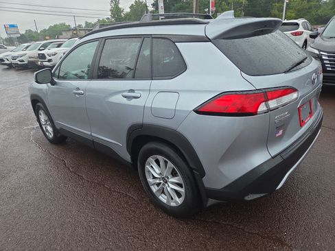 Certified 2023 Toyota Corolla Cross LE AWD/4WD image 5